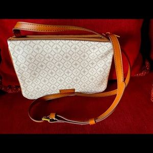 Fossil purse, cream/gray color, 10-1/2” X 7” X 1”